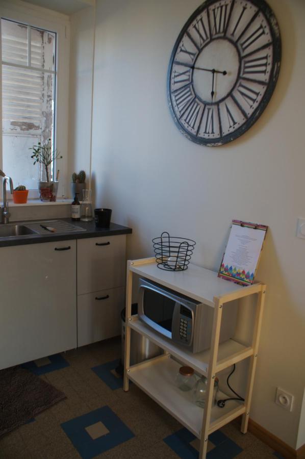 Appartements Cdg Joigny Exterior photo