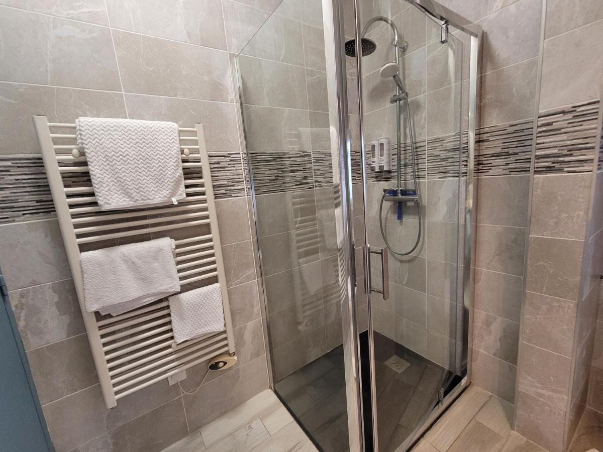Appartements Cdg Joigny Room photo